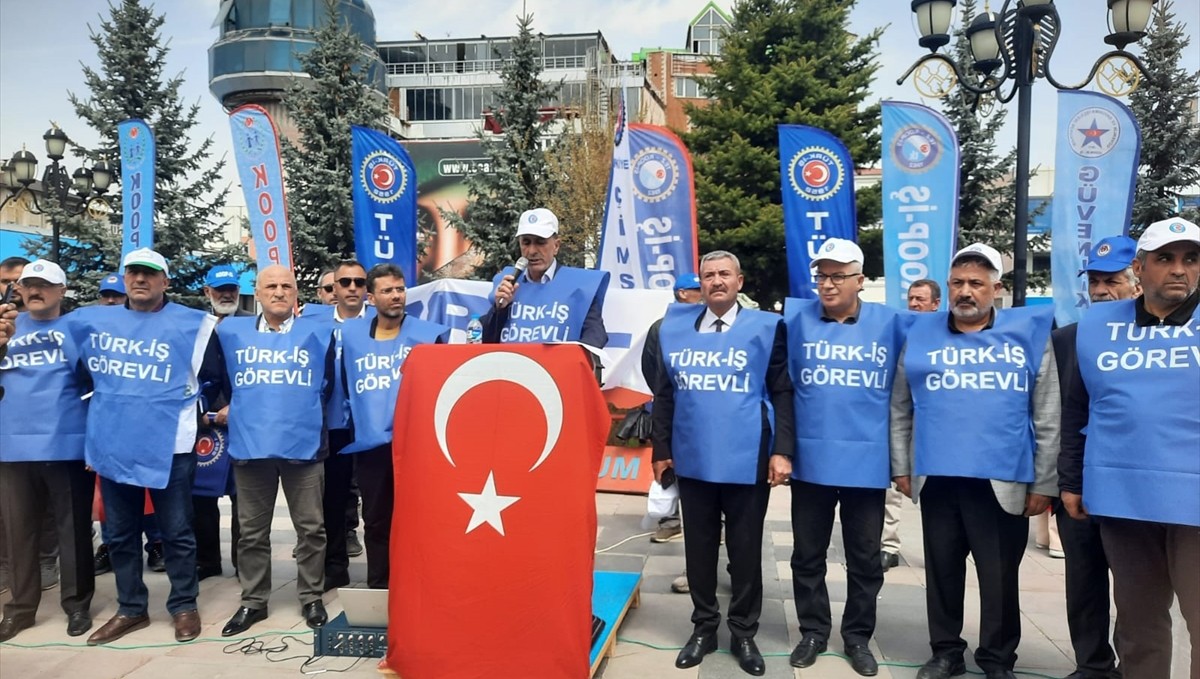 Erzurum ve çevre illerde 1 Mayıs Emek ve Dayanışma Günü kutlandı