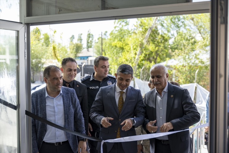 filim ve yapıldı sergisi kısa gösterisi Hamur