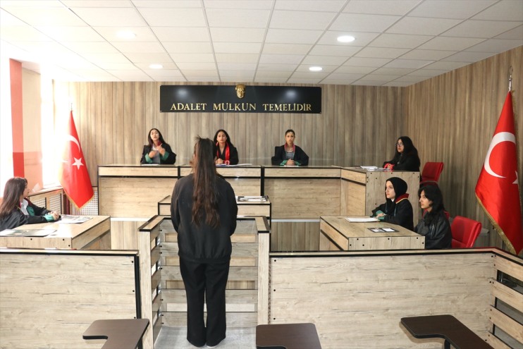Lise kazanıyor mahkeme temsili aratmayan ile deneyimi adalet öğrencileri gerçeği 3