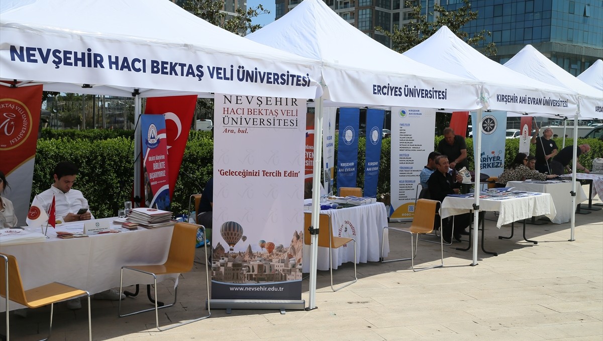 Malatya'da "Üniversite Tanıtım Fuarı" düzenlendi