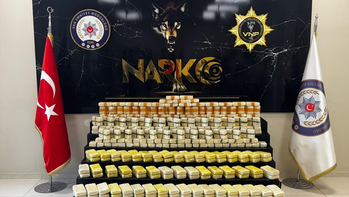 Van'da 147 kilo 813 gram uyuşturucu ele geçirildi