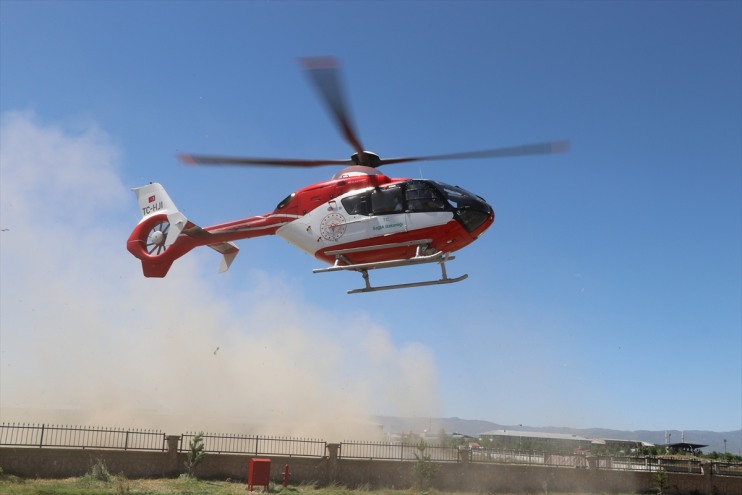 nakledildi yaşayan Ağrı