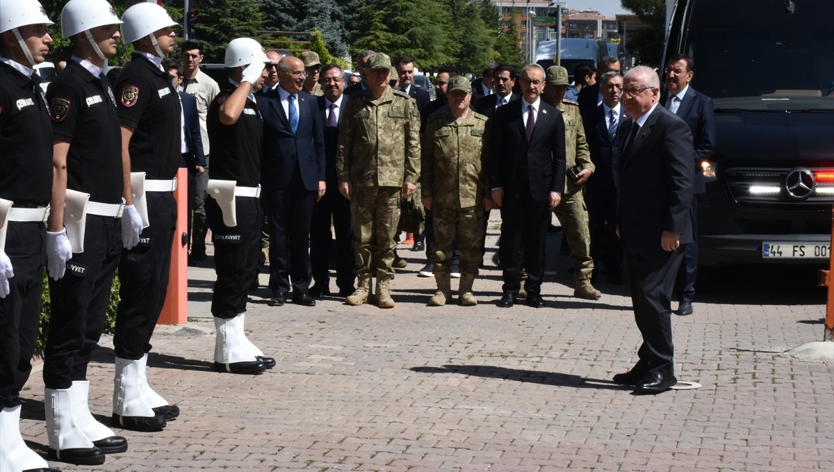 Bakan Güler, 2. Ordu Komutanlığında inceleme ve denetlemelerde bulunacak