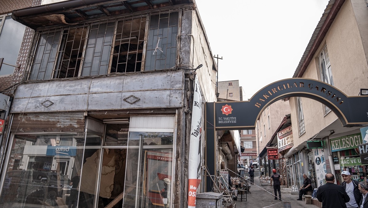Erzurum'da boşaltılan dükkanda kısmi çökme meydana geldi
