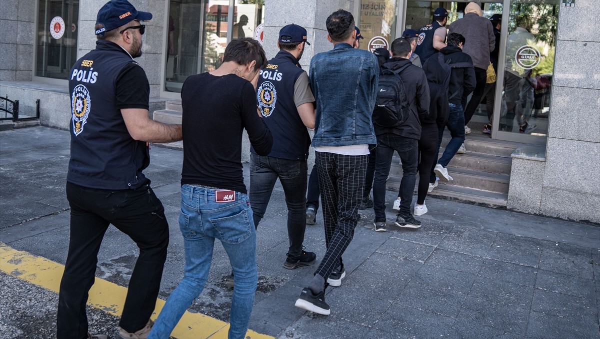 Erzurum merkezli sahte ilan dolandırıcılığı operasyonunda 19 zanlı tutuklandı