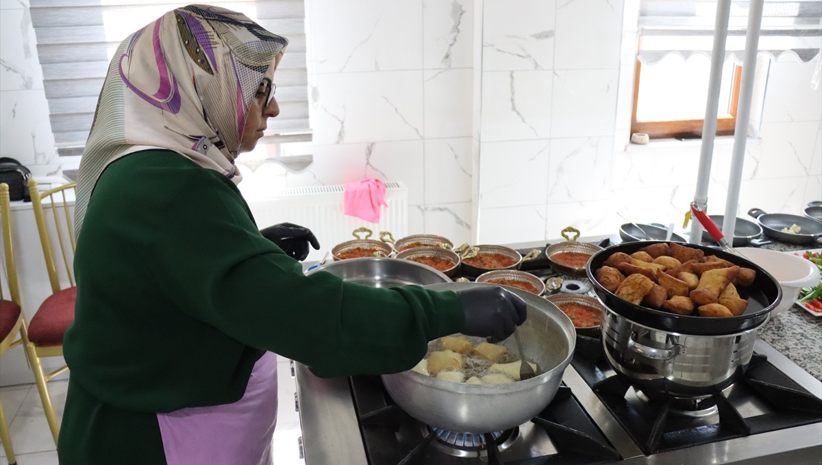 Hünerli ellerin açtığı Herfene, Erzincan