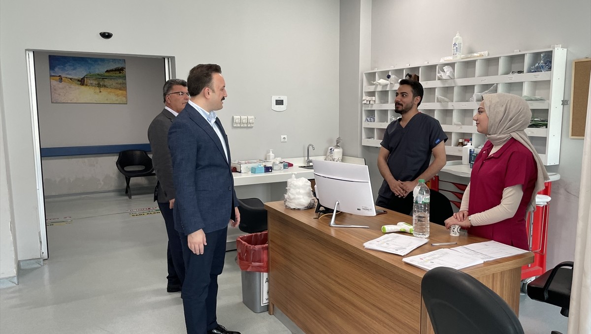 Malazgirt Kaymakamı Bayram'dan kurumlara ziyaret