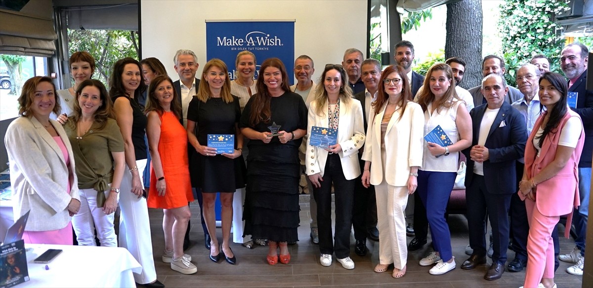 TURYİD "Dilek Tabağı" kampanyasına destek veren restoranlara teşekkür plaketi verdi