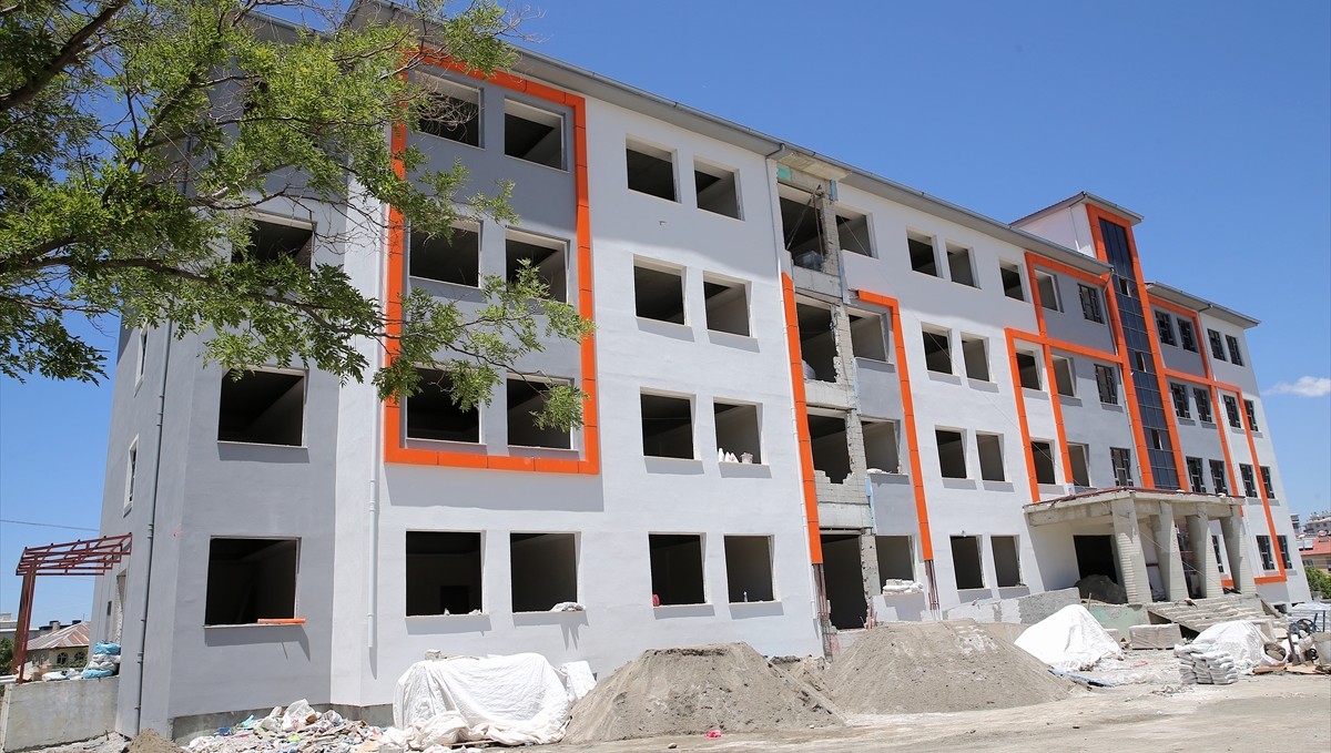 Van'da 3 yılda inşa edilen 226 okulla eğitim altyapısı güçlendirildi