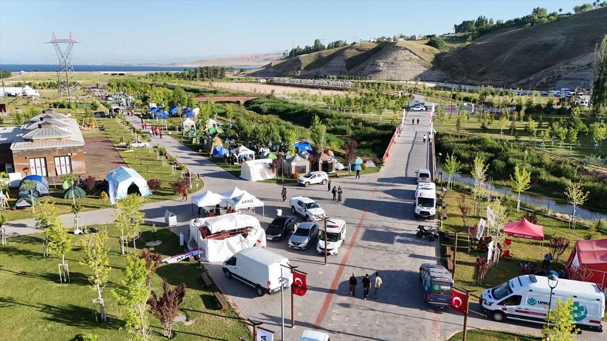 Bitlis'te "AFAD Doğu ve Güneydoğu Anadolu Bölgesi Akreditasyon Kampı" başladı