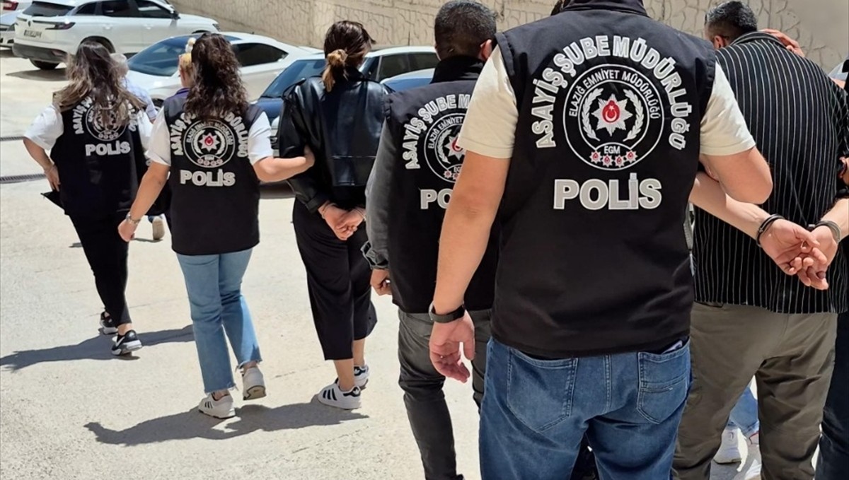 Elazığ'da fuhuş operasyonunda yakalanan 4 şüpheli tutuklandı