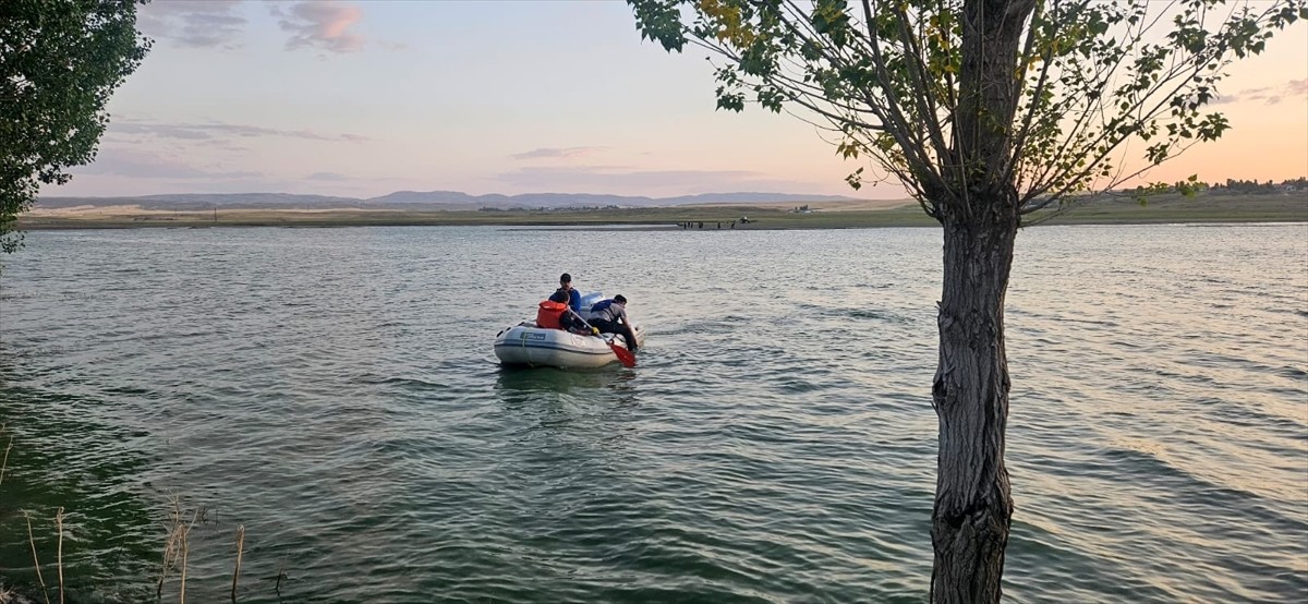 Muş'ta barajda kaybolan genç için arama çalışması başlatıldı