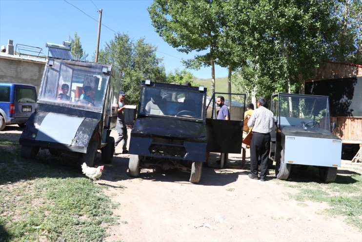 ürettikleri oğlunun için yaptığı Organik araçları bal çıkmak elektrikli kullanıyor dağlara 5