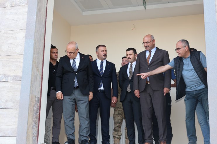 vali mustafa koç tutak ziyareti7