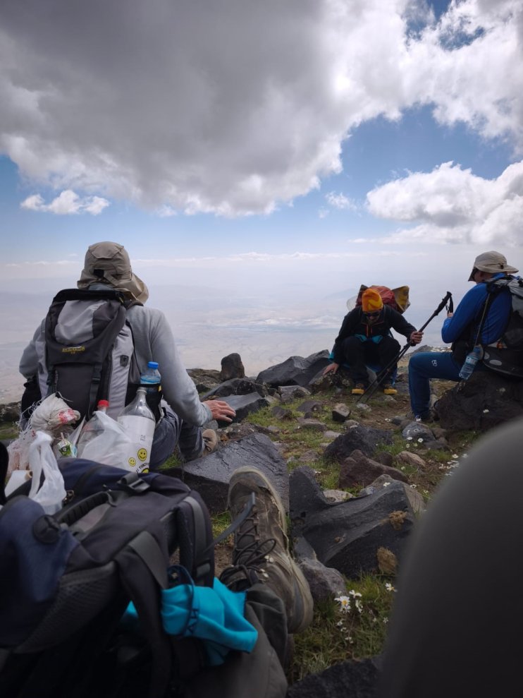 Yabancı turistler Ağrı Dağı