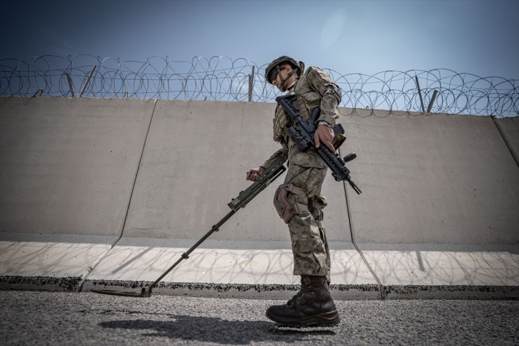 engelliyor yasa geçişleri Mehmetçik güç gücüne sınırda Ağrı