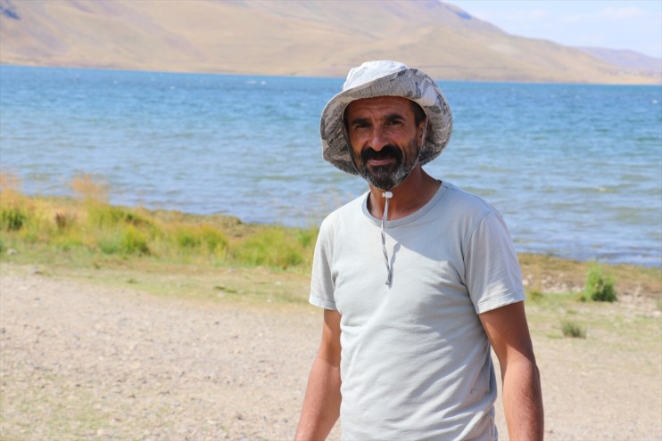 rahat sıcaklarda nefes Gölü Ağrı