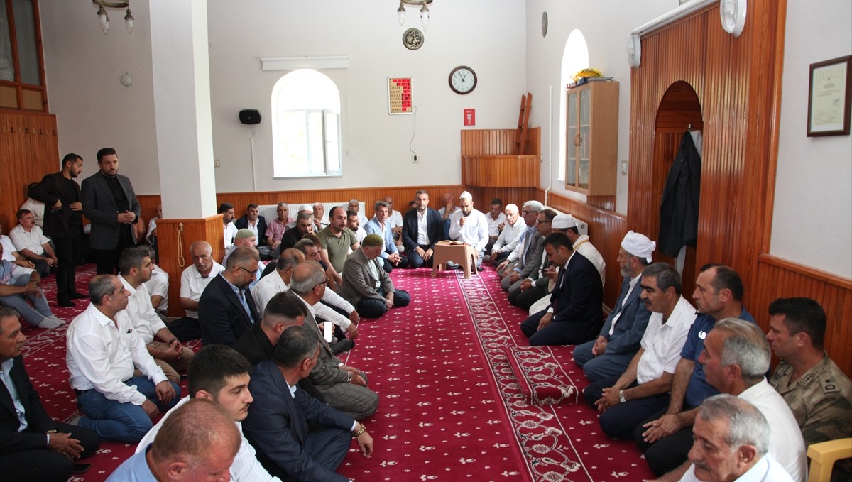 Ahlat'ta aralarında husumet bulunan kişiler barıştırıldı