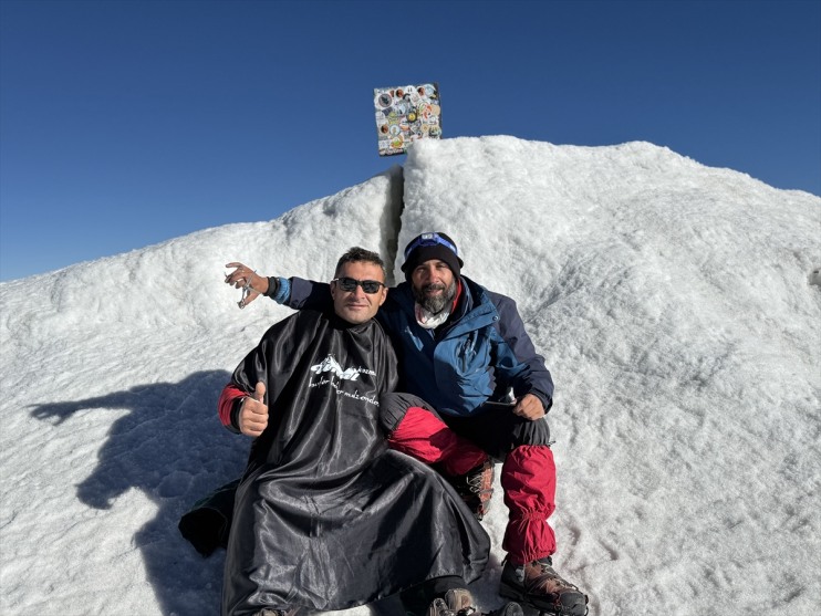 müşterisini Dağı