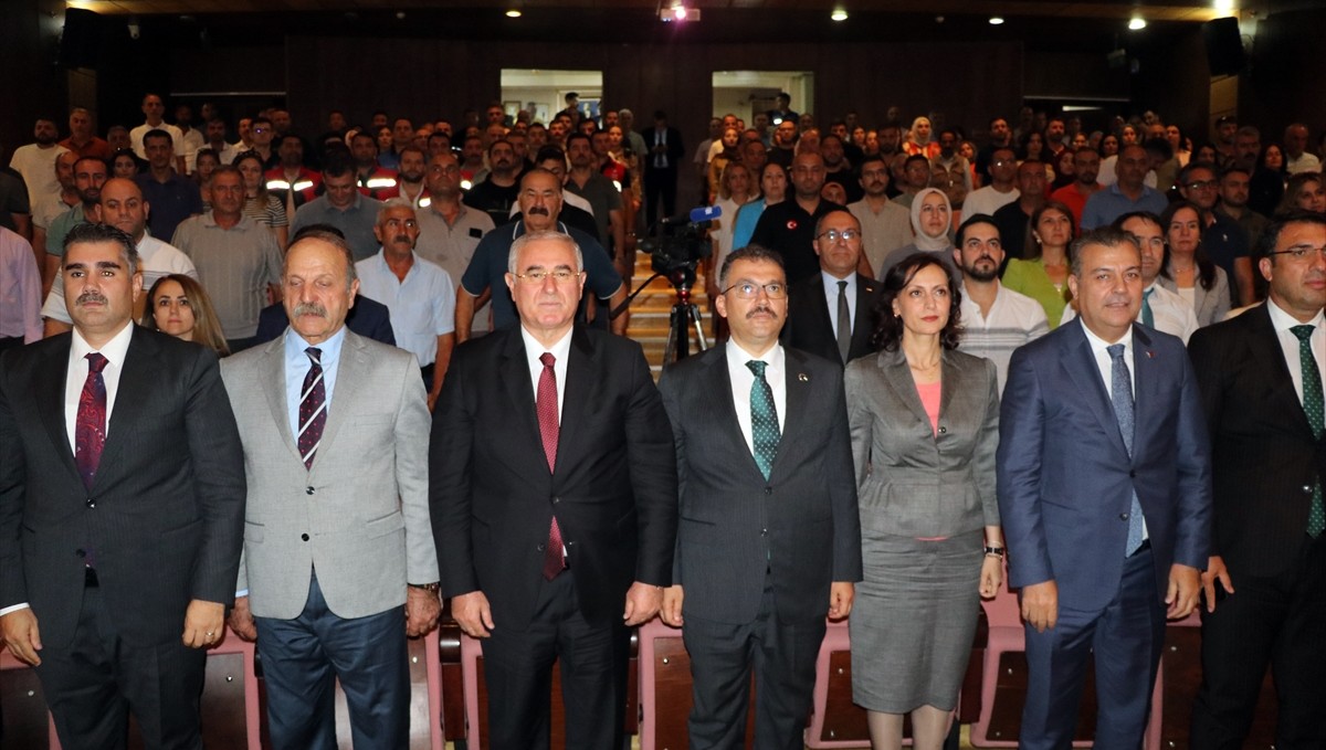 Kamu Başdenetçisi Akarca, "Ombudsman Iğdırlılarla Buluşuyor" programında konuştu: