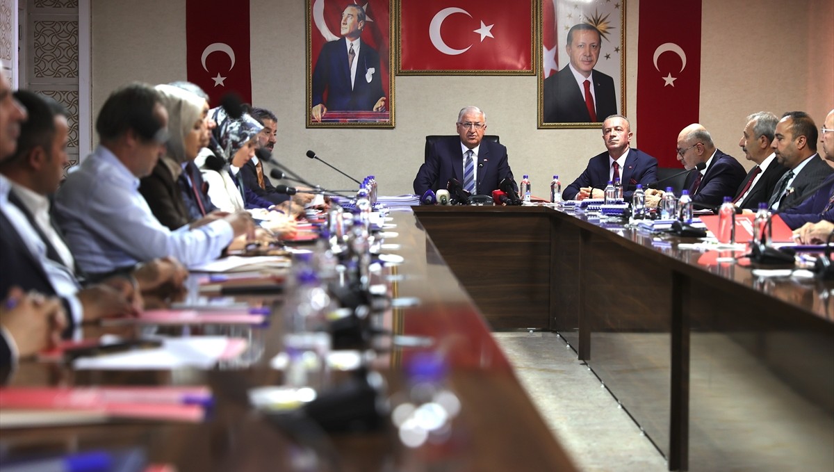 Milli Savunma Bakanı Güler, Hakkari'de konuştu: