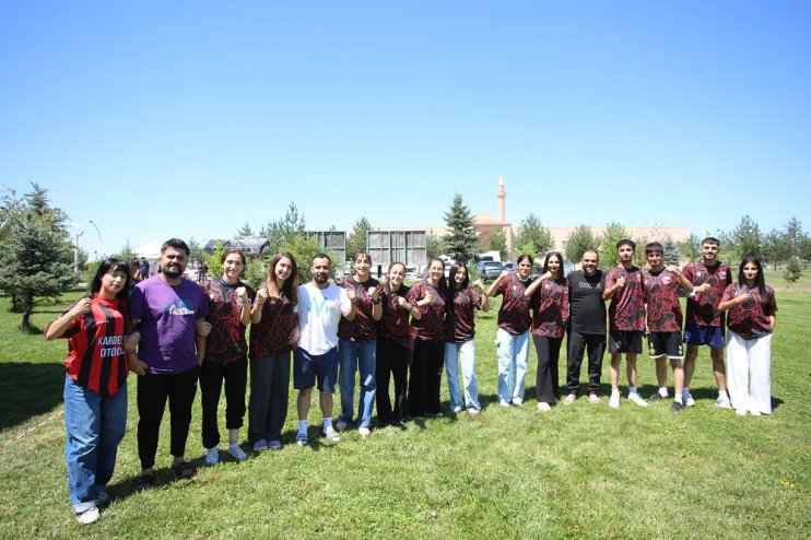 Prof. Dr. Gülçin, ÖZYES Sınavına Giren Öğrencilere Başarılar Diledi2