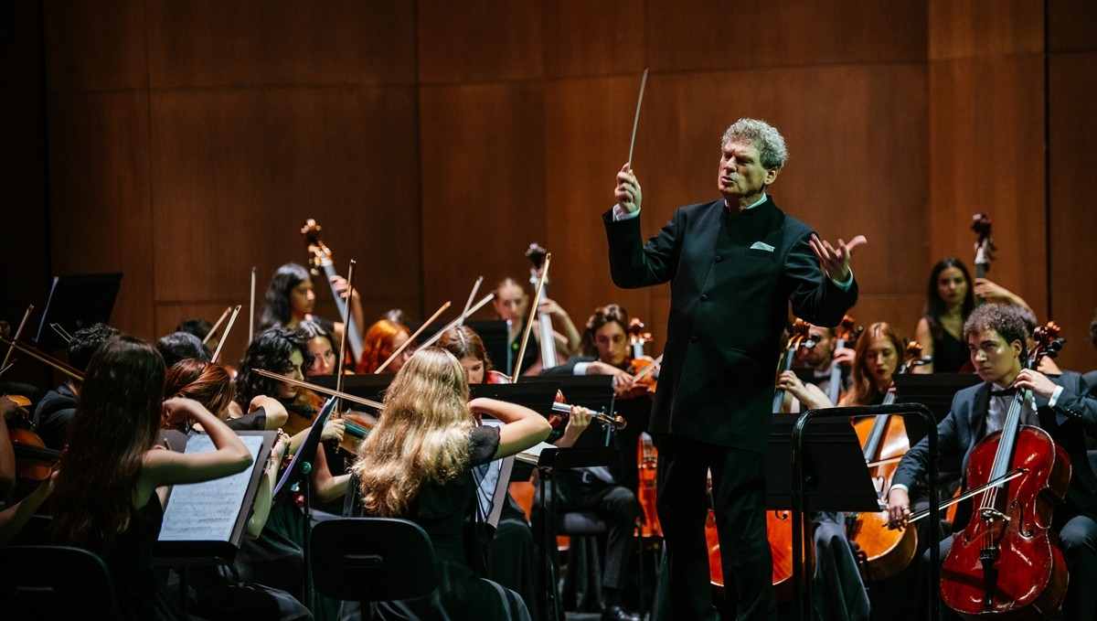 Sabancı Vakfı'nın desteklediği Türkiye Gençlik Filarmoni Orkestrası kampı başladı