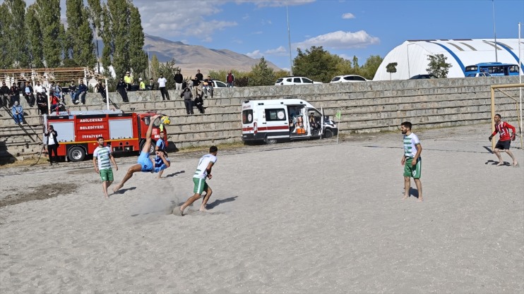 etap Plaj başladı Ligi müsabakaları Adilcevaz