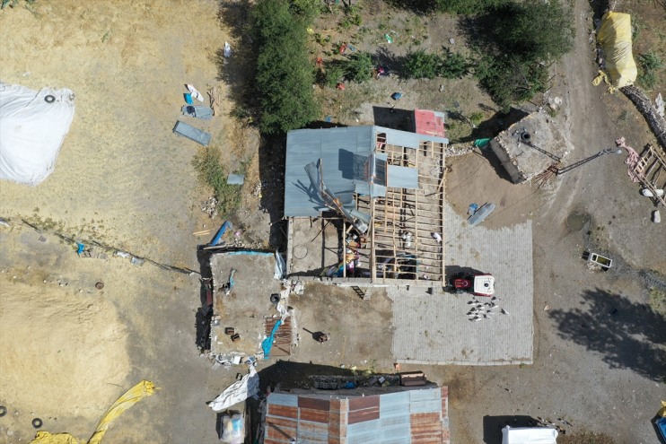 köy görüntülendi hasar fırtınadan hortum ve gören Ağrı