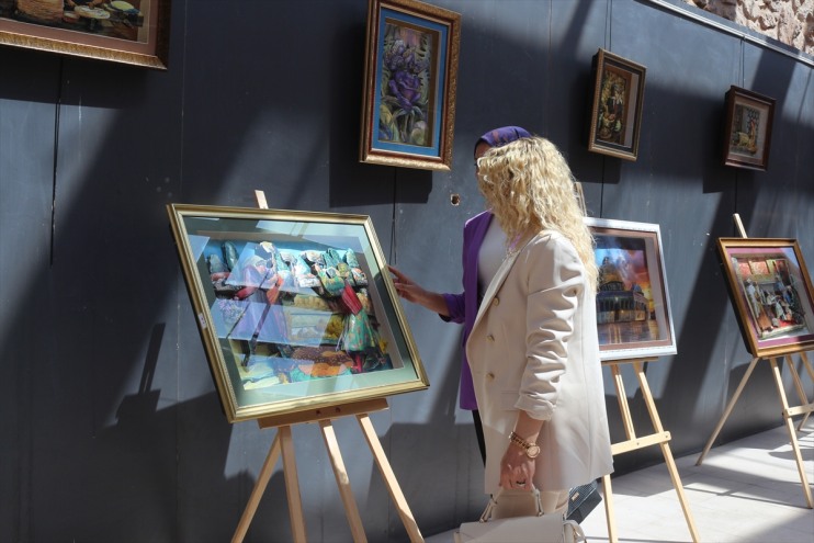 el tutukluların ve hazırladığı İshak Sarayı