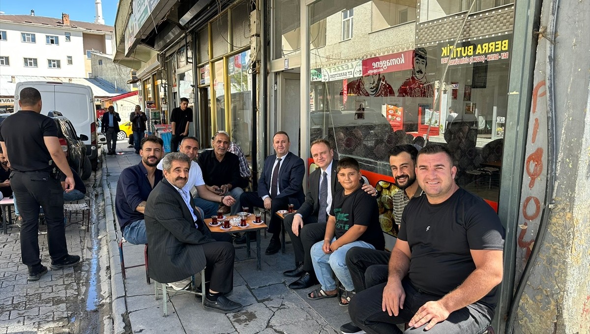 Bulanık Kaymakamı Koşansu, esnaf ziyaretinde bulundu