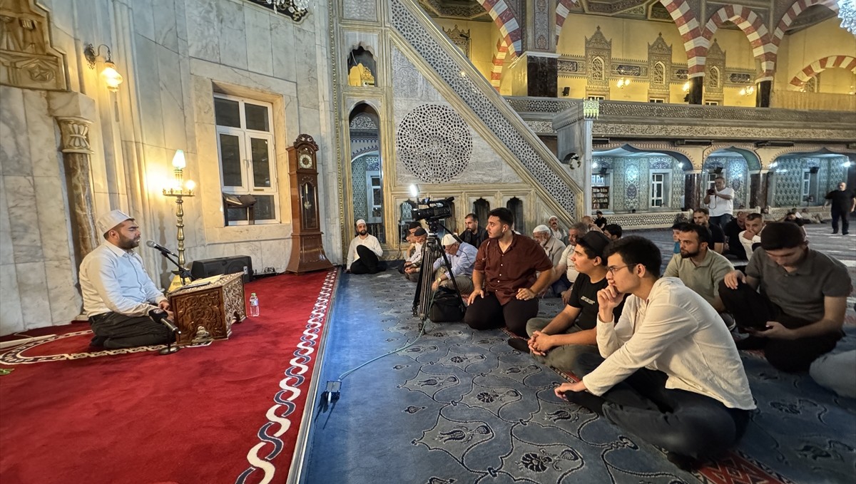 Doğu ve Güneydoğu'da Mevlit Kandili idrak edildi