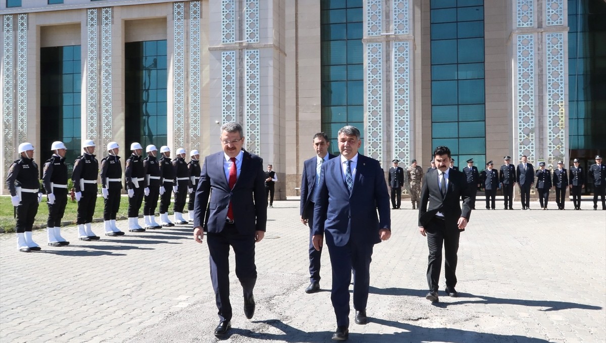 Erzurum Emniyet Müdürü Karaburun görevine başladı