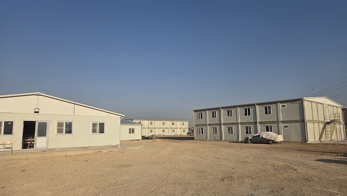 Karmod Kahramanmaraş'ta 400 kişilik şantiye tipi konteyner yapıları kurdu