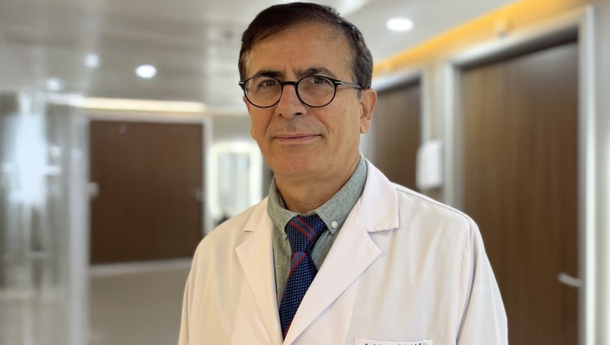 Mavi ışığa uzun süre maruz kalmak sarı nokta hastalığına yol açabiliyor