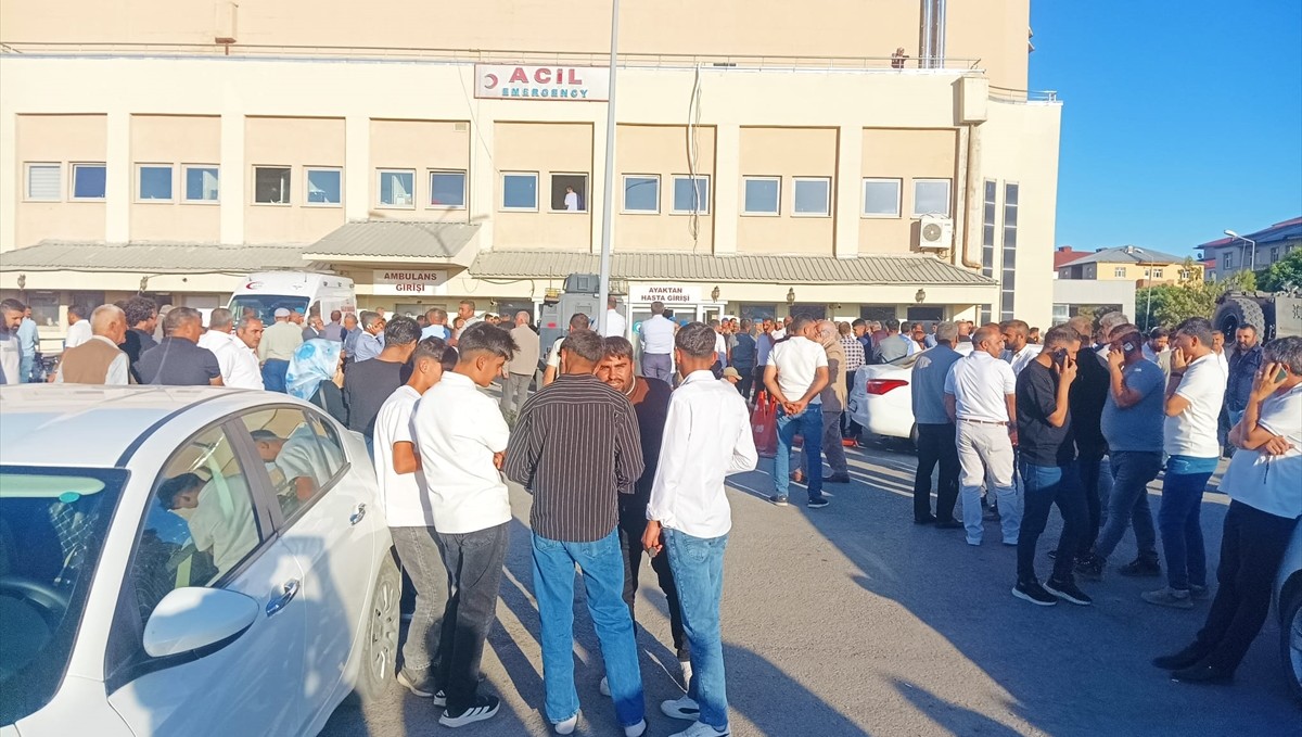 Muş'ta iki aile arasında çıkan silahlı kavgada 2 kişi öldü, 3 kişi yaralandı