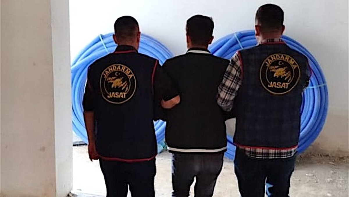 Muş'ta kesinleşmiş hapis cezası bulunan 2 hükümlü yakalandı