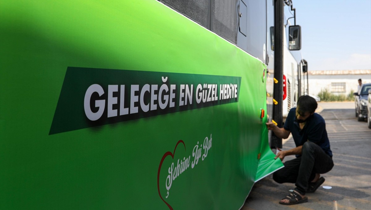 Van'da toplu ulaşım araçları yeşile büründü