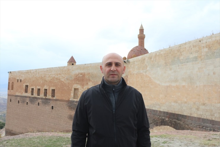 Sarayı Paşa çevresinde İshak yapıldı temizliği farkındalık Ağrı