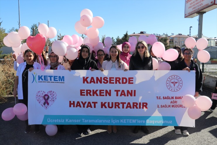 yürüyüşü yaptı kadın Ağrı