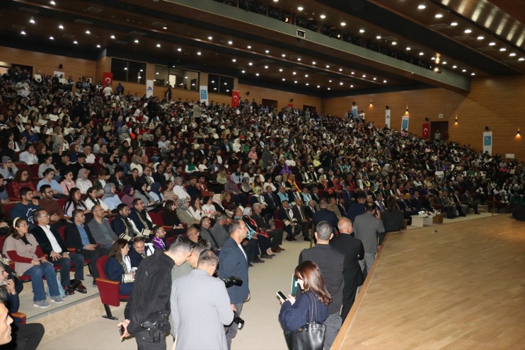 Ağrı yılı Üniversitesinin açılışı akademik Çeçen yapıldı İbrahim 3