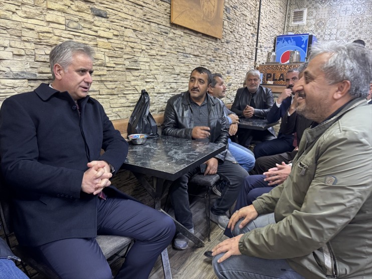 Yardımcısı Parti AK esnafı etti: Ağrı