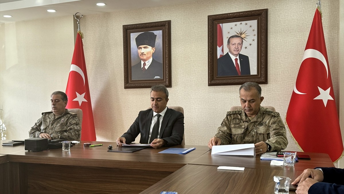 Ardahan Valisi Hayrettin Çiçek, 10 aylık terör ve asayiş verilerini paylaştı: