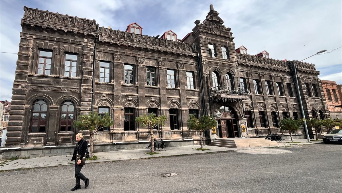 Baltık mimarisiyle şekillenen Kars kültür turizminin gözdesi