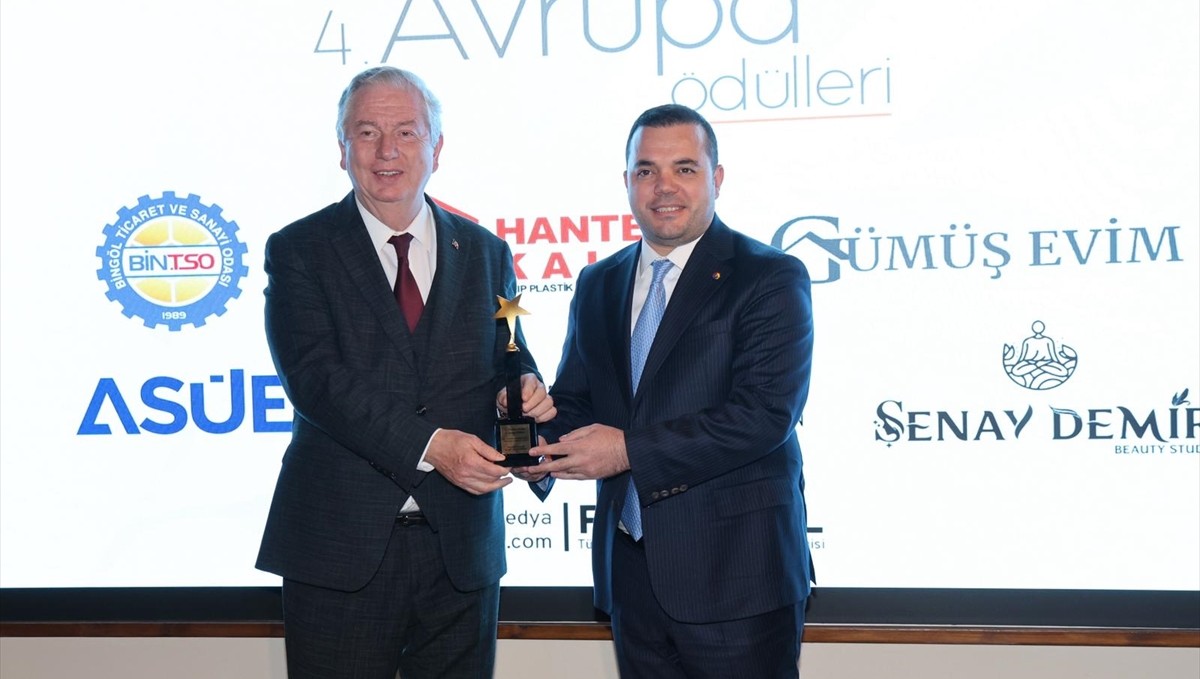 BİNTSO Başkanı Çintay Yılın En Başarılı Girişimci Ticaret ve Sanayi Odası Başkanı seçildi
