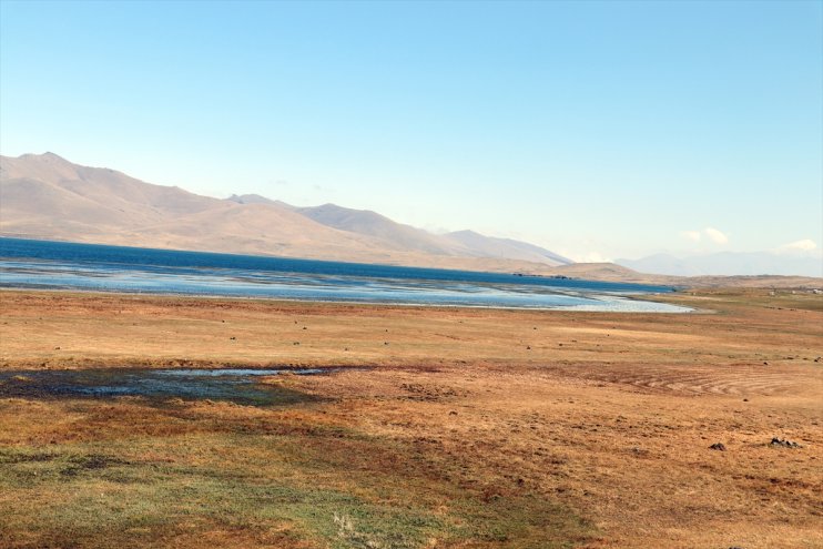 Doğa harikası Balık Gölü iklim değişikliği ve beşeri etkenle küçülüyor11