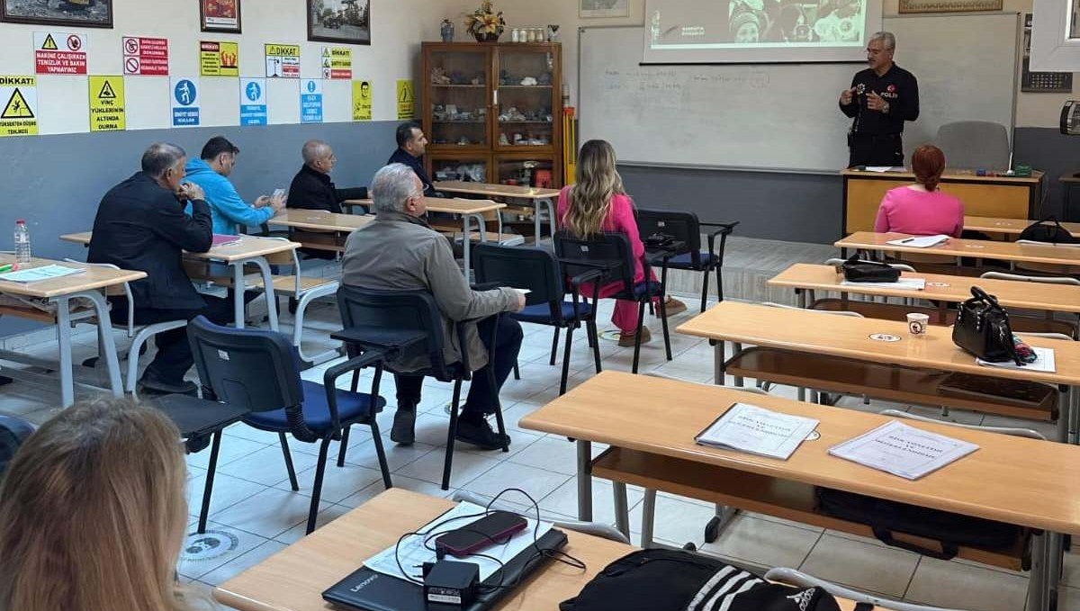 Elazığ'da uyuşturucu ile mücadele semineri verildi