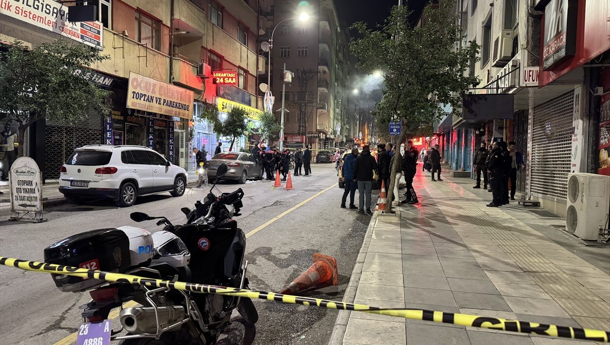 Elazığ’da silahlı kavgada 3 kişi yaralandı