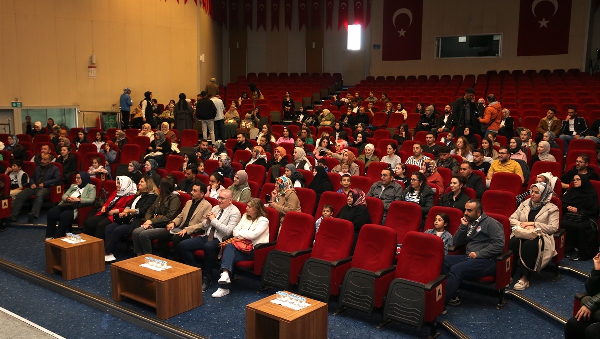 Erzurum'da "Tip1 Diyabetli Çocuklar ve Aileleri Eğitimi" düzenlendi