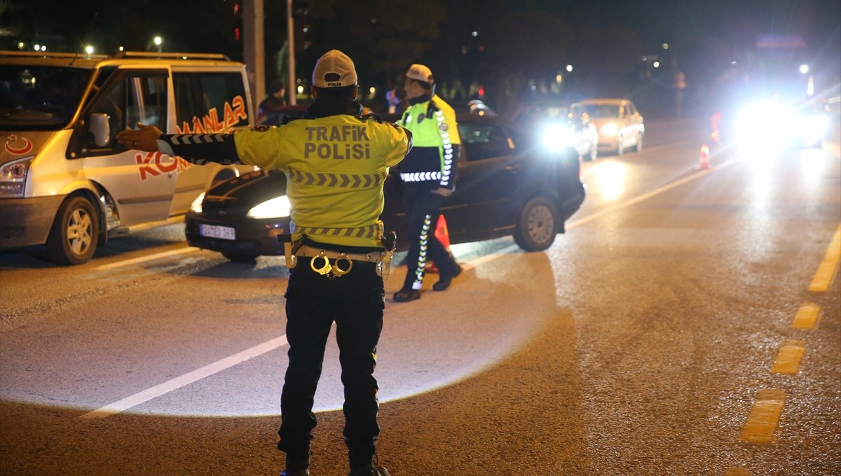 Erzurum polisinden huzuru bozanlara müsaade edilmeyecek mesajı